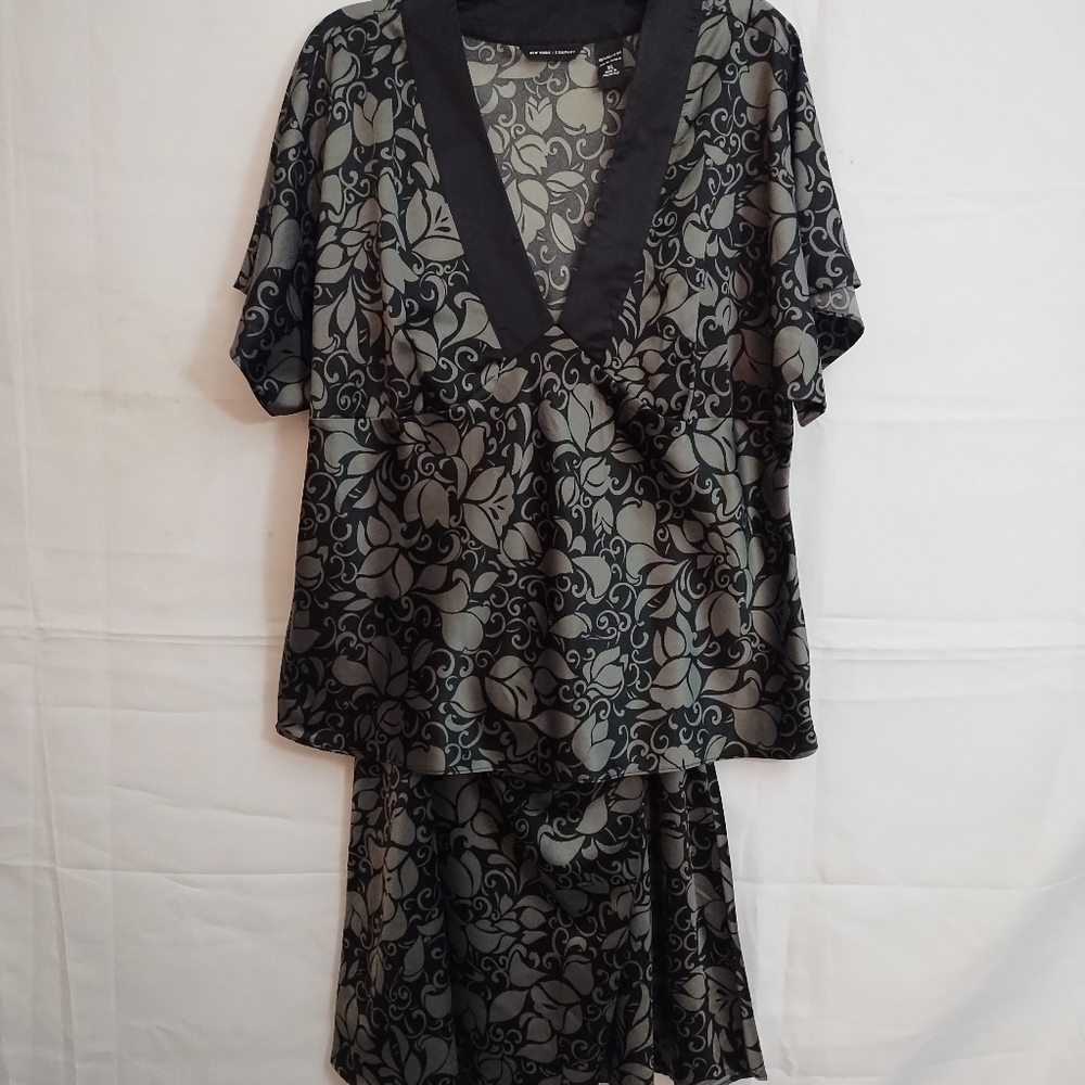 New York and company skirt set black grey